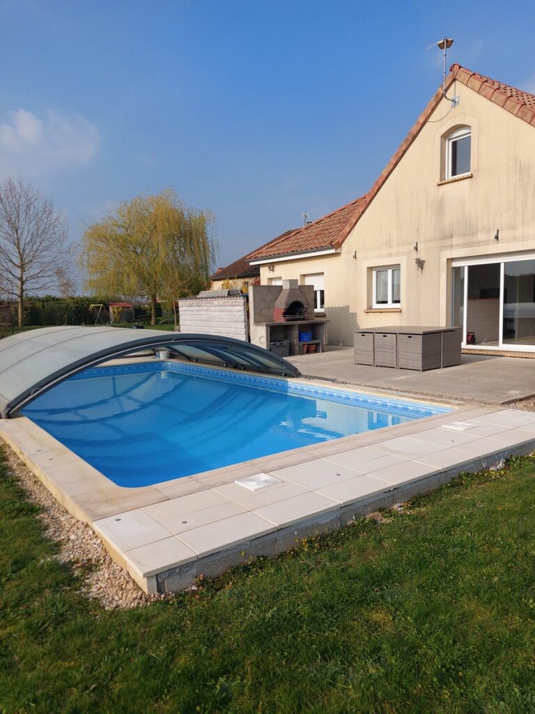 gite du saronde piscine